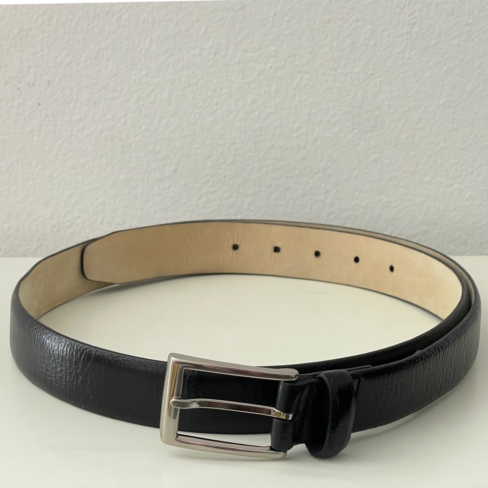 Trafalgar Men's Black Genuine Leather Dress Belt Size 42 Silver Buckle